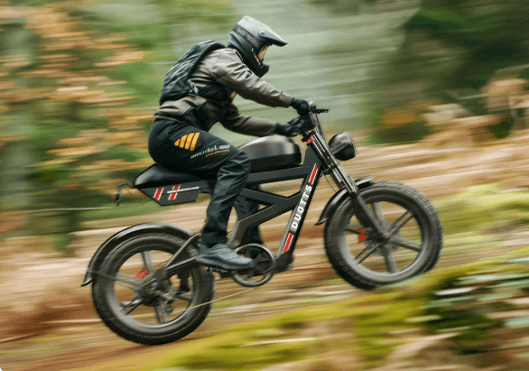 a man riding on duotts f20 e-bike with throttle